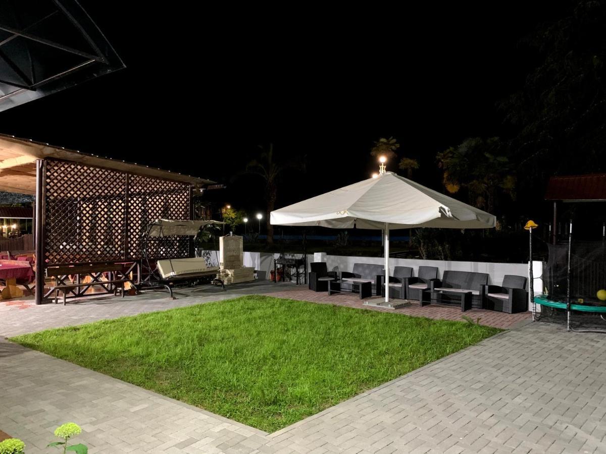 Mini Hotel Amra Πιτσούντα Εξωτερικό φωτογραφία